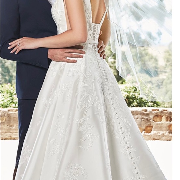 Sophia Tolli Elegant Wedding Gown - Picture 3 of 4